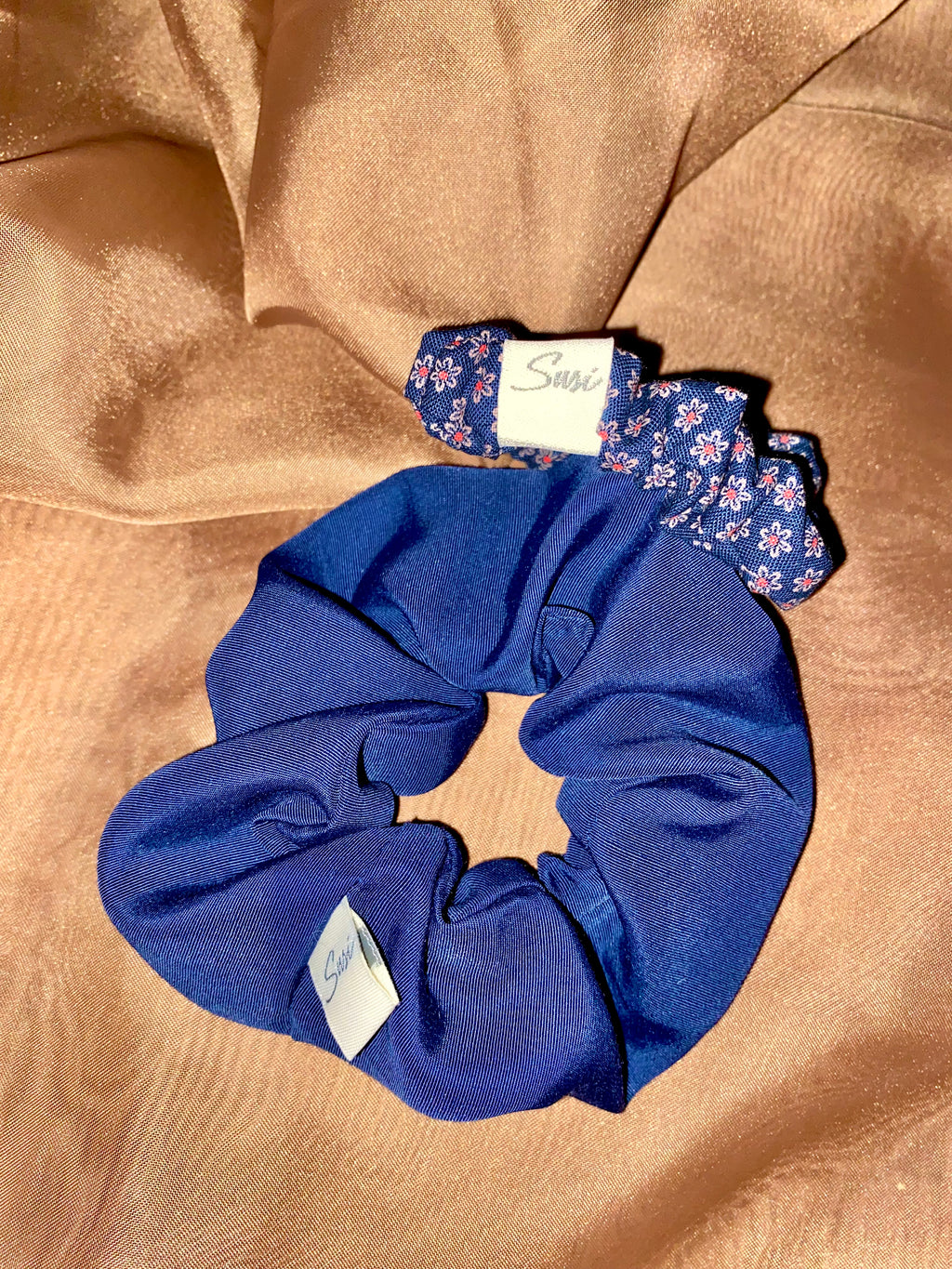 Scrunchie Abyss | Sustainable Susi | eco-friendly Hair ties plasticfree blau bio haargummi 