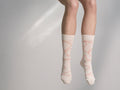 Ferdinand Socken „Ephemera“, Design von Kateřina Dobroslava Drahošová, hochwertige Baumwollsocken für Nomaden und Träumer.