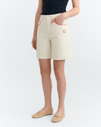 Kurze Hose mit Stickerei Damen, weiße Canvas Shorts, nachhaltige Denim Shorts, GOTS Baumwoll-Shorts, Luisa Shorts handgestickt.
