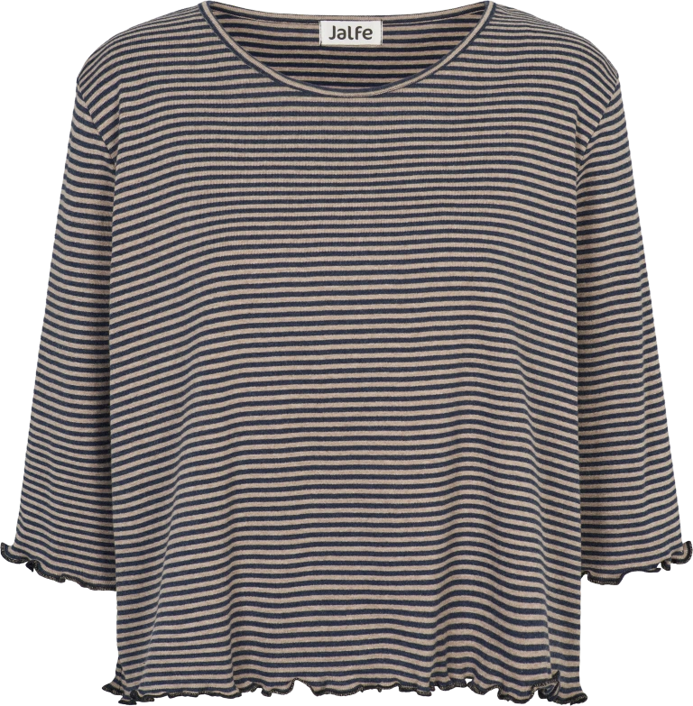 Gestreiftes Langarmshirt von Jalfe mit feinen Streifen, Rundhalsausschnitt und Wellensäumen an Ärmeln und Saum vor dunklem Hintergrund.