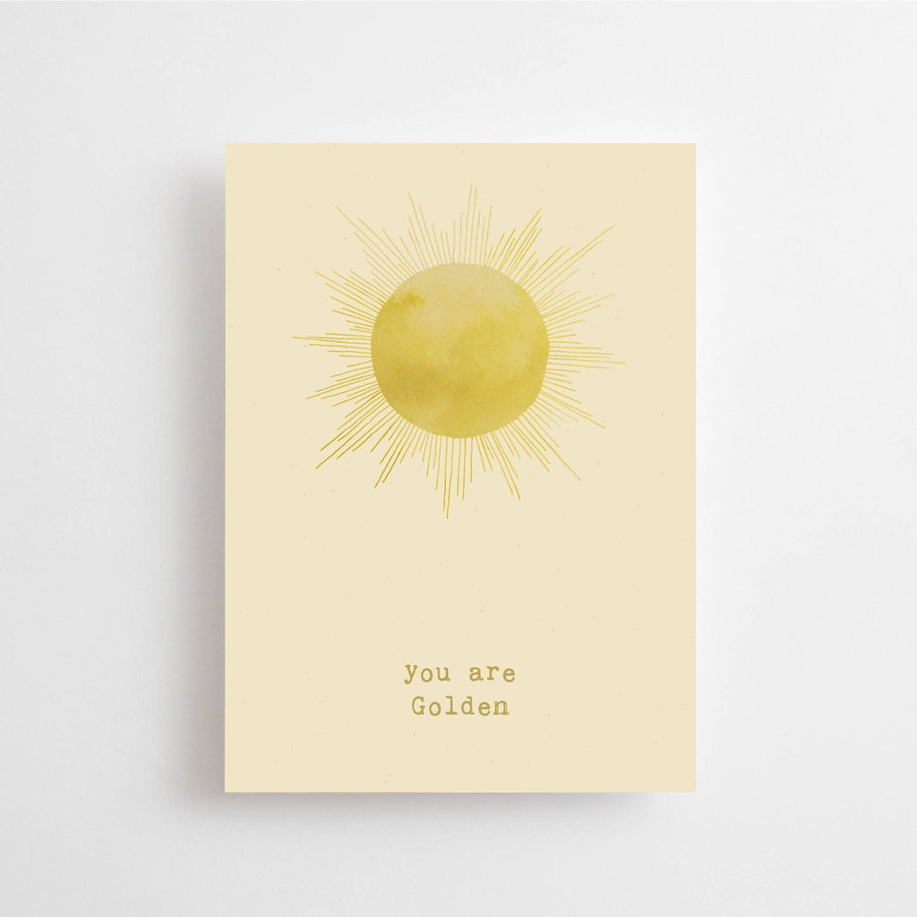 Postkarte „You are Golden“ im DIN-A6-Format mit einer gelben Aquarell-Sonne und dem Schriftzug „You are Golden“ auf hellem Hintergrund.