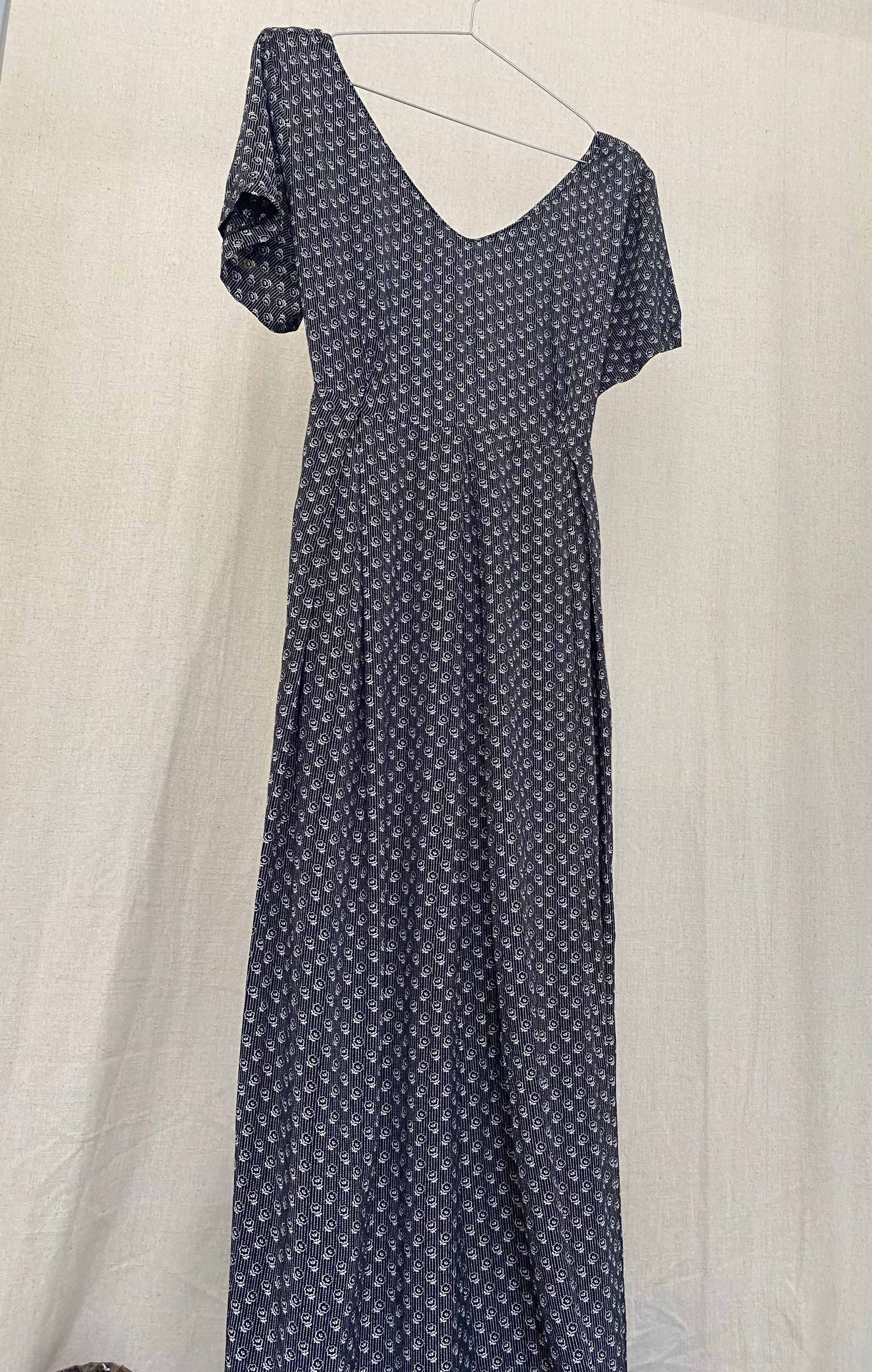 Second Hand Kleid Blumen schwarz weiß 