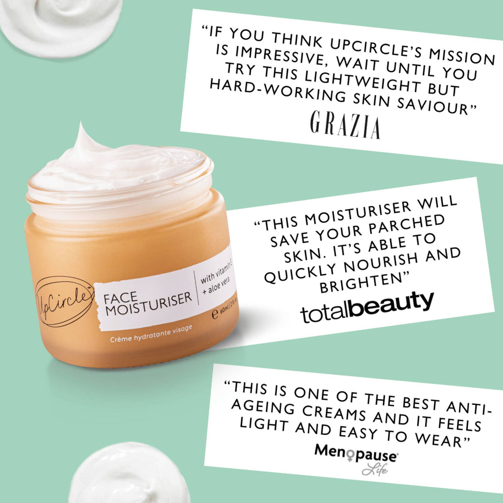 UpCircle Gesichtscreme im Glastiegel mit Testimonials von GRAZIA, totalbeauty und Menopause Life.
