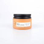 UpCircle Gesichtscreme im Glastiegel mit Testimonials von GRAZIA, totalbeauty und Menopause Life.