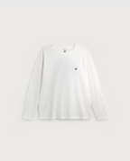 weißes Langarmshirt Big Sol White Emilio Tee von Thinking Mu mit Rundhalsausschnitt und grünem „Big Sol“-Sonnenprint auf der Rückseite.