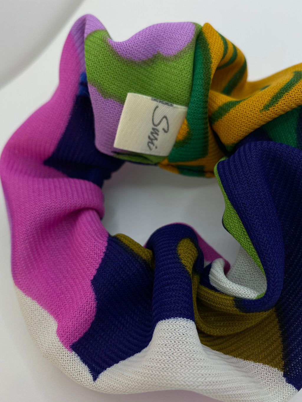 Scrunchie Blurred