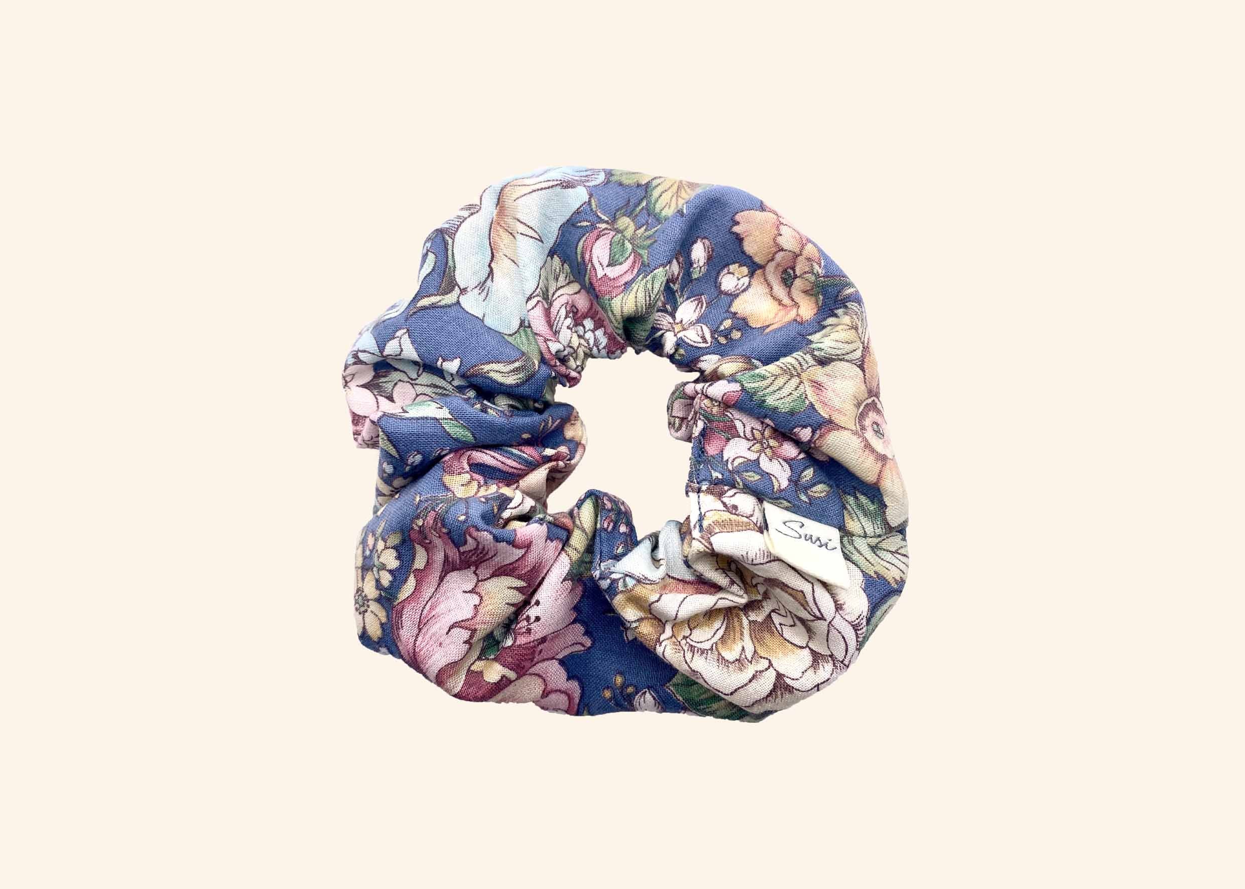 Scrunchie Faded Flowers
