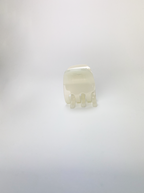 nachhaltige plastifreie Haarspange bio ohne plastik cellulose Haarklammer clawclip vegan perlmutt weiß glossy qualität